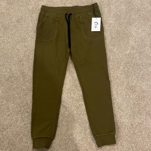 Zyia Unwind Joggers